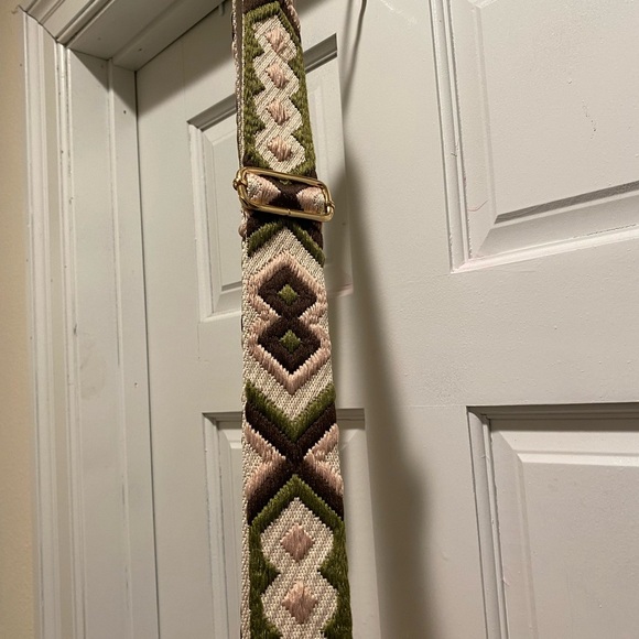 Ahdorned Classic Vegan Leather Messenger Crossbody Bag Light Pink - Picture 2 of 8